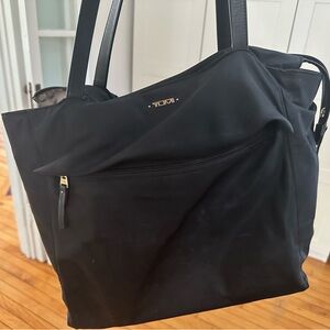 Tumi Voyageur Bag - lightly used